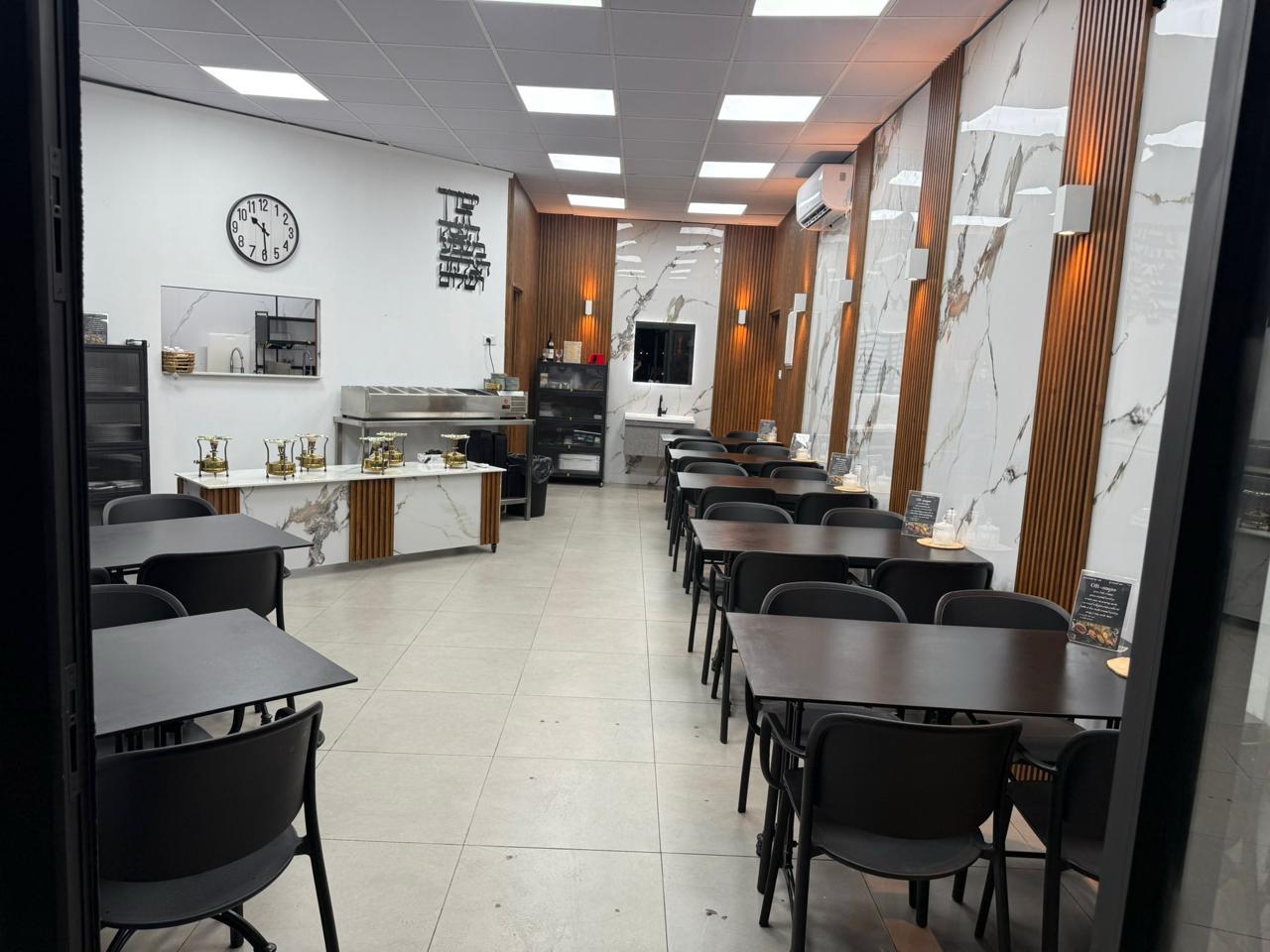 OR-הקובה restaurant